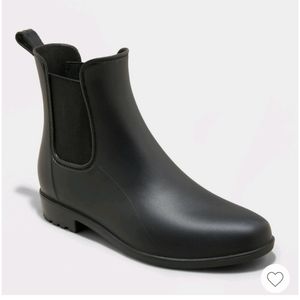 Chelsea boots